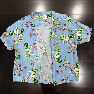 Vintage Disney Early 2000s Hawaiian Button-up Shirt